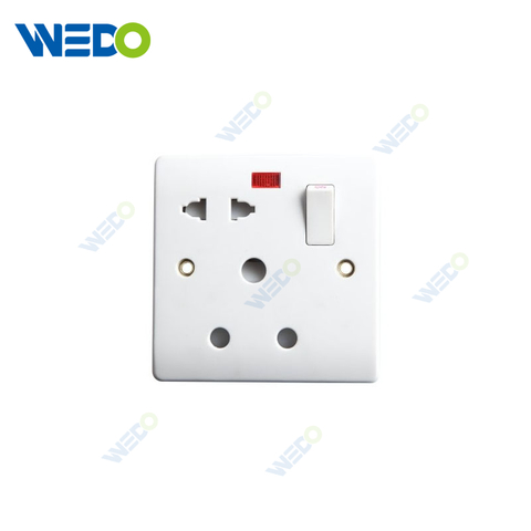English Standard 15A +16A 1 Gang Switched Home Light Socket