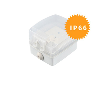 流行的IP66单86型白色塑料材料飞溅箱